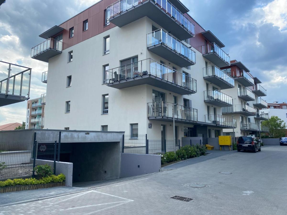 Kolobrzeg Apartament 2 Pokojowy Bursztynowe Apartamento Exterior foto