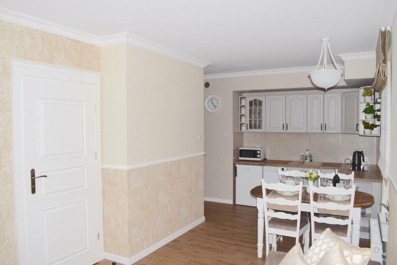Kolobrzeg Apartament 2 Pokojowy Bursztynowe Apartamento Exterior foto
