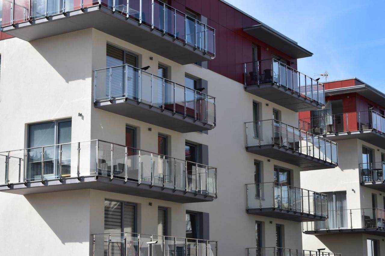 Kolobrzeg Apartament 2 Pokojowy Bursztynowe Apartamento Exterior foto