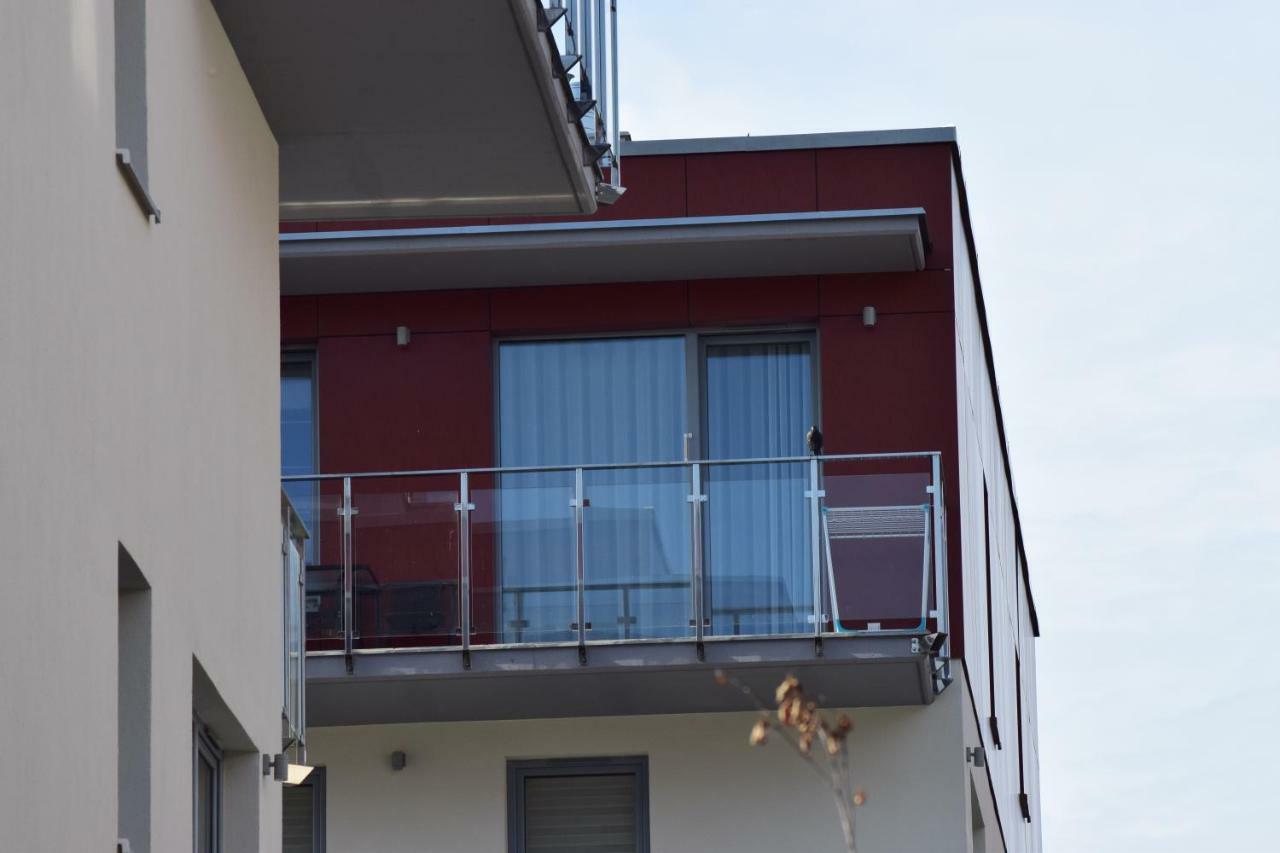 Kolobrzeg Apartament 2 Pokojowy Bursztynowe Apartamento Exterior foto